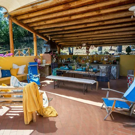 Prázdninový dům Cottage With Aeolian Islands Views Near Cefalu Cefalù